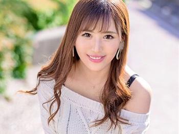 【ギャル妻の性欲爆発】『我慢できないの…』子持ちとは思えない美ボディのギャル妻が、抑えきれないエッチな欲望をAVで大解放