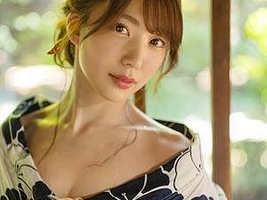 「ずっと会いたかったんだもん&hellip;」美人でセックス大好きな愛人との背徳旅！性欲強すぎる彼女に半ば無理やり&hellip;