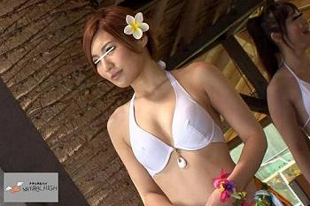 【羞恥】海の家バイトの水着お姉ちゃんにイタズラしたらレイプ！バイブで感じまくり！！