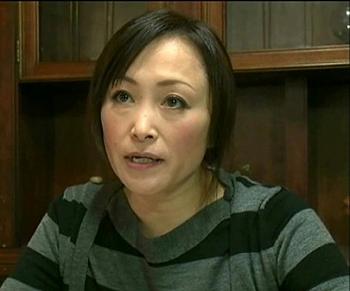 【人妻NTR】話し込んでもきりがない！義母のアヘ顔見たくてハードピスで楽しむ始末