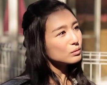 ［痴女］揉み応えのある柔らかい胸と、抑えられない淫らな欲望に身を任せる美女