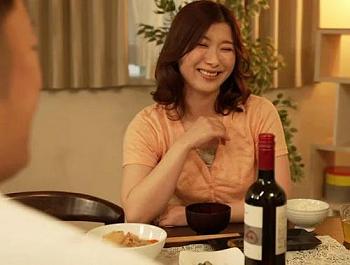 【加藤ツバキ】お義母さんの色気にメロメロな婿&hellip;下着でオナってる場面を目撃され叱られると思いきやｗ