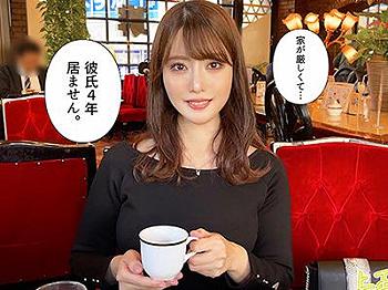 ＜潮吹き×ハメ撮り＞上品なFカップ美女が4年間の孤独を打ち破る肉の槍で連続絶頂の嵐に身を任せ抜きすぎ注意の領域に突入する