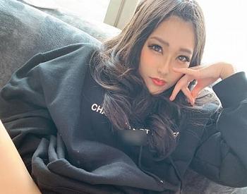 妹系のギャル「かのんちゃん」リモバイを装着し外を散歩、部屋に戻って３Ｐ性交！