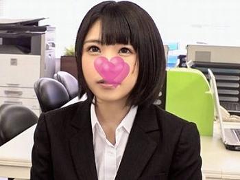 【素人】女子アナウンサー目指す就活女子がエロ特訓⁉スーツ着衣美少女が立ちバック中に原稿読みをやらされる鬼畜エロ企画！