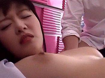 ＜浜崎真緒！＞からだ・・・最高！滅茶苦茶可愛い激エロ制服娘！男に犯されレイプ持ち込まれ！！！