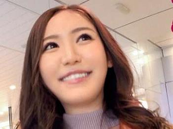 【美脚&times;素人】※閲覧注意※絶叫ねーさんがイッても止めないマジ攻め！床に張り付け拘束したままで激イカセ！潮吹きおしっこ！