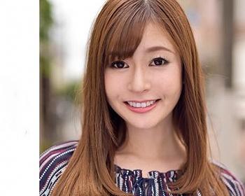 銀行で働く巨乳美女と中出しセックス！出会いサイト知り合った「ユリカさん 33歳」が家にやって来た！