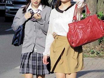 街行く仲良し母娘を拉致監禁！鬼畜の輪姦レイプで一緒に犯されちゃうヤバイやつｗ【中出し】