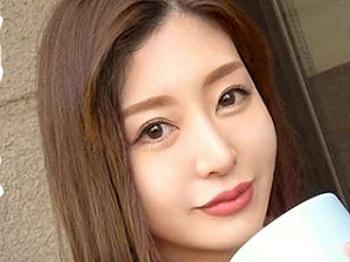 【企画ナンパ】人妻NTR不貞セックスする美人のロングブーツ美脚の奥さま！美尻で痴女み杭打ちもあるよ！