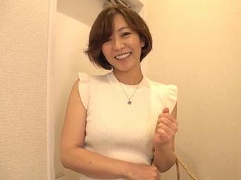 『今日も泊ってっていい…？』四十路で独身の叔母が仕事終わりに甥っ子の家に押掛け料理作り…若い肉棒ハメて性欲解消しちゃう