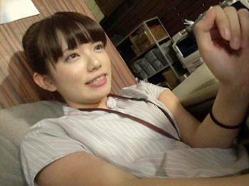 《OLデビュー》『うぅ…はずかしいですぅ〜///』ロリ童顔のスレンダーお姉さんをAV女優デビューさせる企画でハメ撮り！