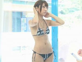 【マジックミラー】日焼けボディの10代水着ギャルを無料エステと騙してイタズラマッサージ‼生ハメしちゃうエロ中出しセックス