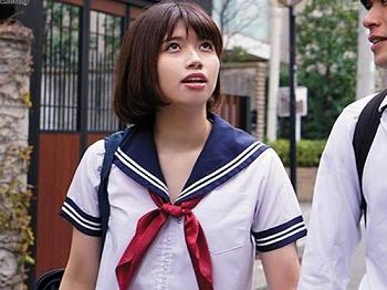 カワイイ彼女が親父に寝取られる！新鮮フレッシュボディが熟練テクニックにイカされまくり、すっかりオジサンの虜になってしまう