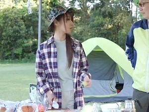 【ながえスタイル】お互いのパートナーを交換する夫婦交換スワップセックス！隣のテントで妻が親友に抱かれて寝取られる！