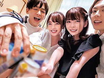 〖素人〗ちっぱいBODYのJDさんが情熱的な口技から秘めた場所を激しく突き上げられマンコフルボッコにされたったｗｗｗ