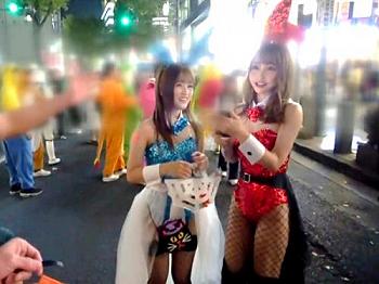 【素人ナンパ】渋谷で一際目立つ激カワ娘達に特攻『ダメェ乳首はぁ！勃起しちゃうよー』美乳吸いまくられ乳首勃起⇒即ハメｗ
