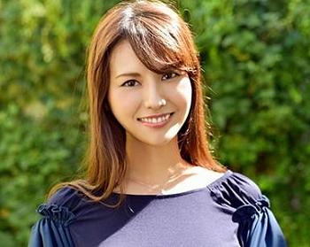 巨乳で美人な看護師さんと中出しセックス！デカ乳輪の「あやかさん」は、スケベなＭ系のお姉さん！