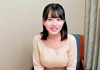 【素人ナンパ×中出し】地方から上京してきたピュアなロリ巨乳美少女の綺麗でエロいワレメに中出し！