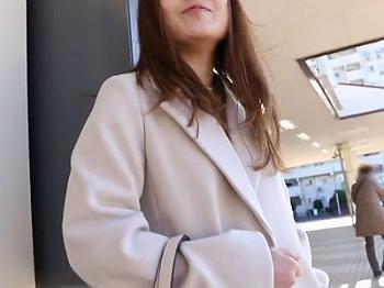 【人妻】旦那と旅行する費用をAVで稼ぐスケベ奥さん⁉色白ボディのエロ浮気妻を出張ハメ撮りしネット公開する不倫企画！