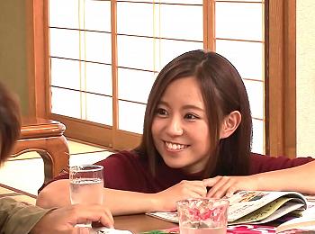 友達の妹×こたつ痴漢｜ひよこ少女のマンコをイジイジしたら、嫌がりながらも欲情しちゃって、ラッキーSEXできたｗ