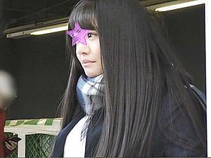 美少女JKが電車痴漢に手淫されて大量失禁＆絶頂ビクブル【桃尻かのん 逆さ撮り ヤバイやつ ロリ 女子高生】