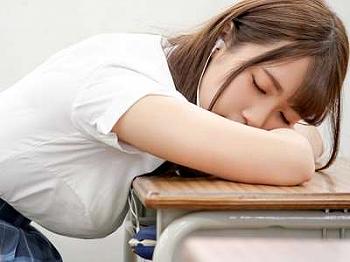 【美少女JK】美尻でパンパン背面騎乗位やFカップぱいぱい&hearts;乳寄せセックスして激カワ美少女JKがエロい流れ！