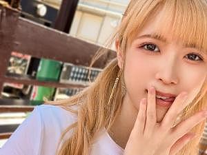 「&hellip;撮ってるの？」待ち合わせに遅れて怒り気味の金髪少女ｗAカップの色白ホソボディを満足させてあげましょう！！