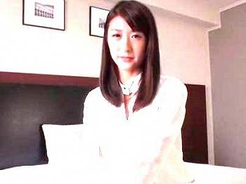 ≪OLハメ撮り！≫【久しぶりのチンポ…♡】クソけろ可愛いOL！彼と別れた寂しさからガチファックに持ち込まれるぞ！！！