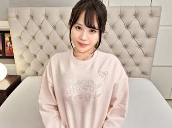 【潮吹き女子大生】「イッてるってば…♡」一見清楚で可愛いバイク好き娘が騎乗位で絶頂！男を激しく刺激する可愛い系娘！