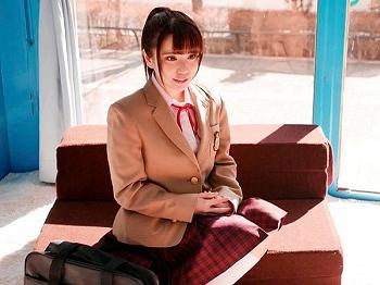 【MM号】最近急におっぱいが大きくなった女子高生！乳揉みマッサージからの発情即ハメ♡