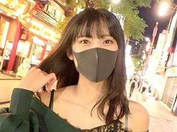 【キスハメ&times;素人】ベロチュー騎乗位セックスや潮吹きお漏らしして長身172～173cmのスレンダー美人がスケベる！