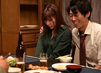 【イラマチオ中出し】綺麗なお尻を突き出して生入れねだる美人妻！硬いペニスをVスポットで噛みしめる