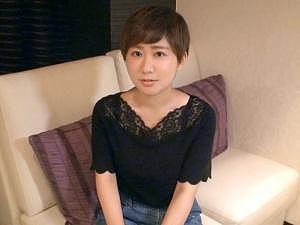 【ガチ処女】「うっ…ああっ…！！」初めての挿入にリアルすぎる反応を見せるお姉さん…実録セックスドキュメンタリーが生々しい
