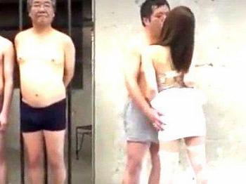＜連続中出し！＞ザーメンほしいの…♡！性欲高めの美人！立ちバックファックでザーメン種付け膣内発射中出し！！！