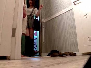 【ギャル】巨乳の風俗嬢がハメパコ！盗撮に気づいて痴女化して放尿おしっこM男ぶっかけプレー！