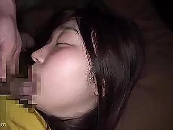 【盗撮】自宅で無防備な美少女妹を変態兄が隠し撮り！夜這いで強引に抱きしめレイプ寸前まで追い詰める！
