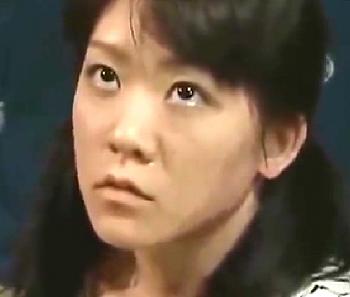 〈ヘンリー塚本作品・横山翔子〉娘が男とSEXする姿を見てしまった父。逆上する父は娘のま●こにマラを…