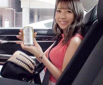 変態キャバ嬢と中出しセックス！「るいさん 21歳」は、男の人の体臭が好きな匂いフェチ！