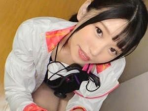 「大きくなってるよ？」水泳部の女パイセンとこっそりエロ行為！！競泳水着姿のままで手コキフェラされると…