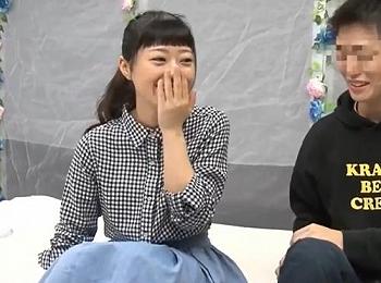 【マジックミラー号】エッチしたら10万円、中出しで20万円！街で声をかけた貧乏大学生は友達同士でもやってしまうのか？検証