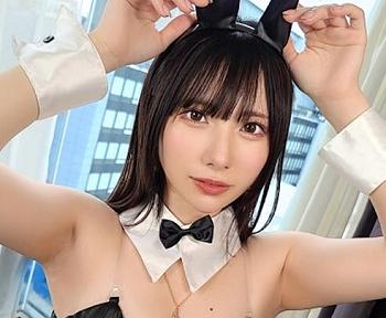 潮吹きガールと中出し！低身長女子の「hinako 20歳」は責められて感じちゃうドMな美少女！