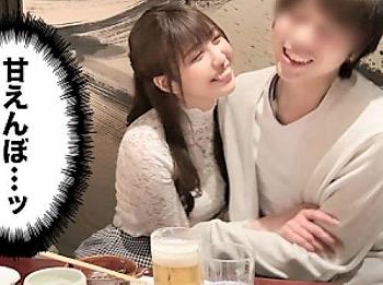 【素人ハメ撮り】お待たせ~待った!?双子のお姉さんに対抗意識あるマスク妹!!負けず嫌い甘えん坊な性格でずらしハメ騎乗位す