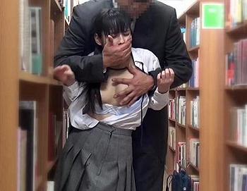 ［レイプ］嫌がっているのにパンパン突かれるごとにエロさが高まっていくお嬢ちゃん
