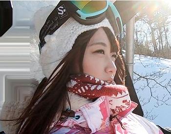 素人ドエロ女子大生を雪山で見つけて即ハメ開始！美乳美尻のえちえちJDの色白ボディをはげしくハメる！