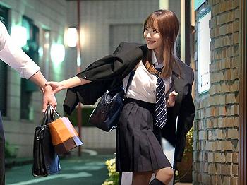 <女子校生>担任教師をホテルに連れ込み!淫乱ビッチなエロ巨乳JKがドS痴女なデカ尻騎乗位…混浴風呂でフェラ抜き×口内射精 <女子校生>担任教師をホテルに連れ込み!淫乱ビッチなエロ巨乳JKがドS痴女なデカ尻騎乗位…混浴風呂でフェラ抜き×口内射精