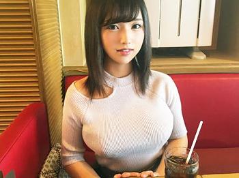 ＜個人ハメ撮り＞「パイオツ超でけぇわｗｗ」出会い系サイトでGETされた美爆乳なロリ系の美少女に生で中出しｗ＜エロボディ＞