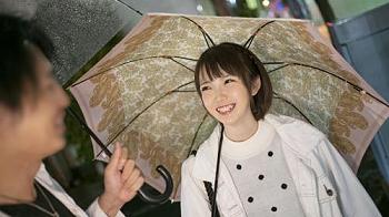 ナンパした黒髪まじめな美少女…スレンダーな娘がホテルの騎乗位セックスで痙攣イキ