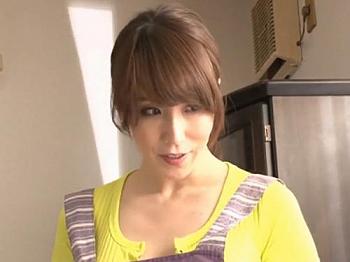 「最近セクシーな下着つけてるよね&hellip;」面倒臭がりな旦那が町内会の仕事を全部妻にやらせてたら青年団の若い男達に寝取られてた&hellip;