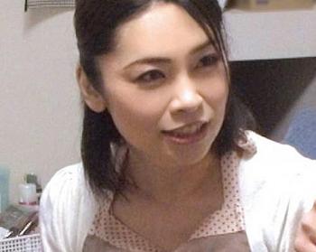 【おばさんレンタル】大人の色気が醸し出される５４歳高橋熟女さんと快感を味わう中出し交尾